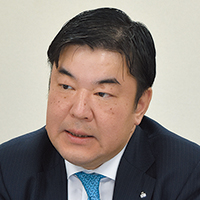 卜部礼二郎社長